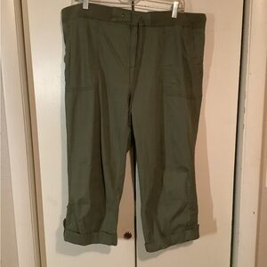 Olive Green Women's Capris